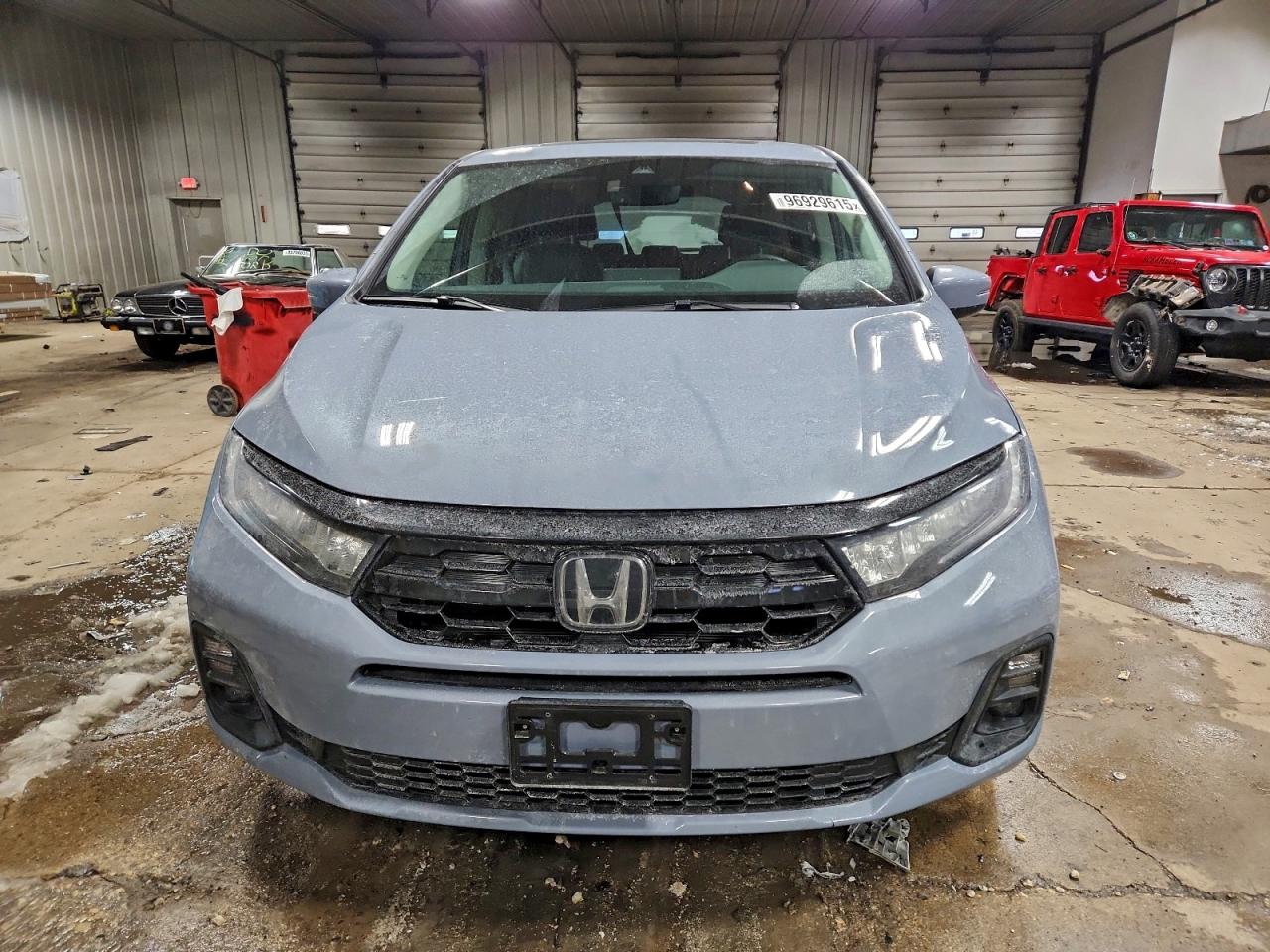 2025 HONDA ODYSSEY TOURING photo 5
