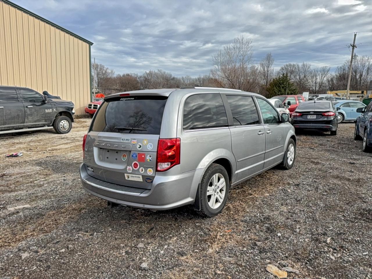 2013 DODGE GRAND CARAVAN CREW photo 4