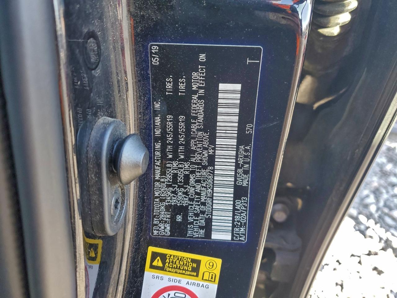 2019 TOYOTA HIGHLANDER HYBRID LIMITED photo 13