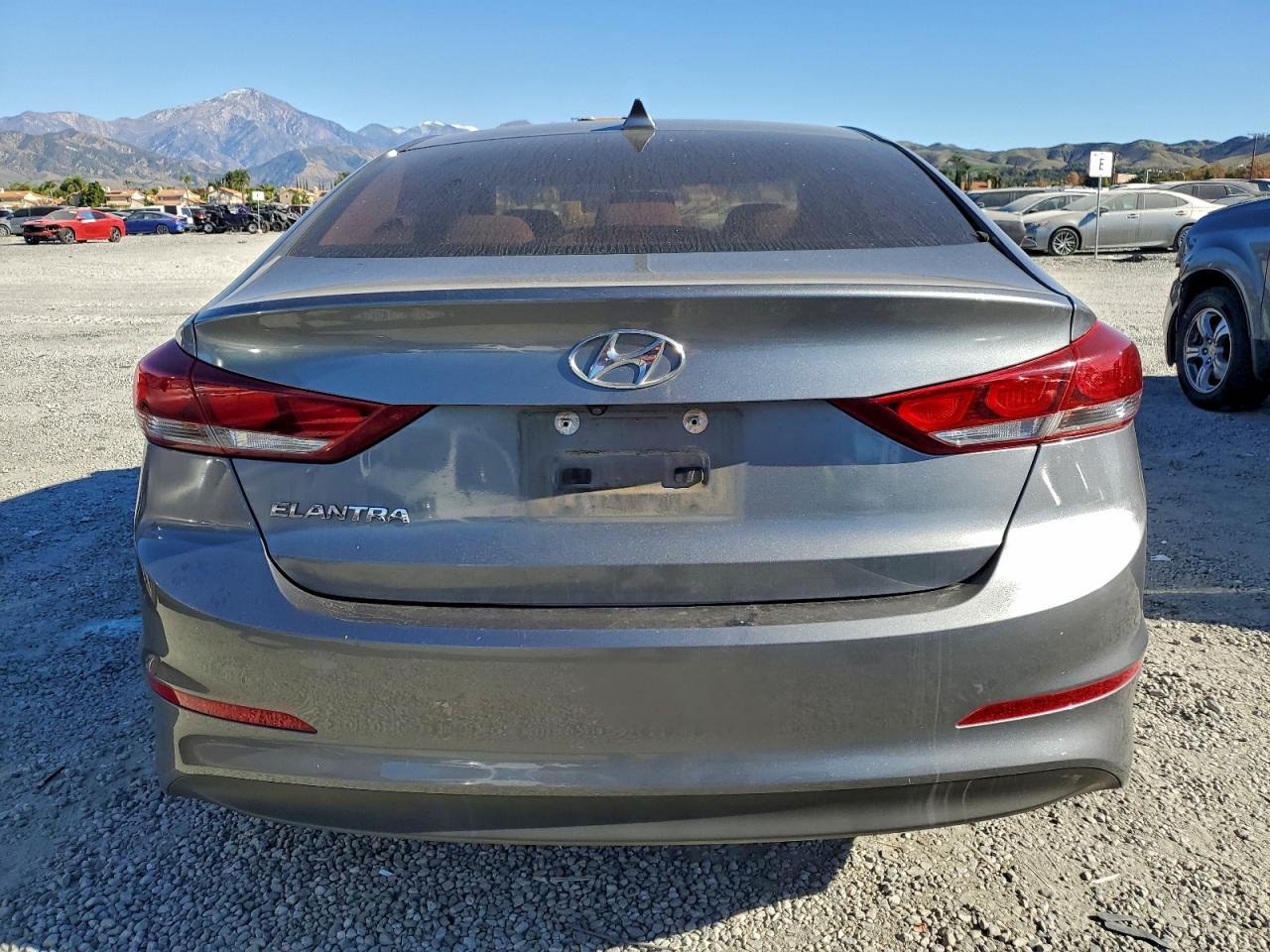 2018 HYUNDAI ELANTRA SEL photo 11