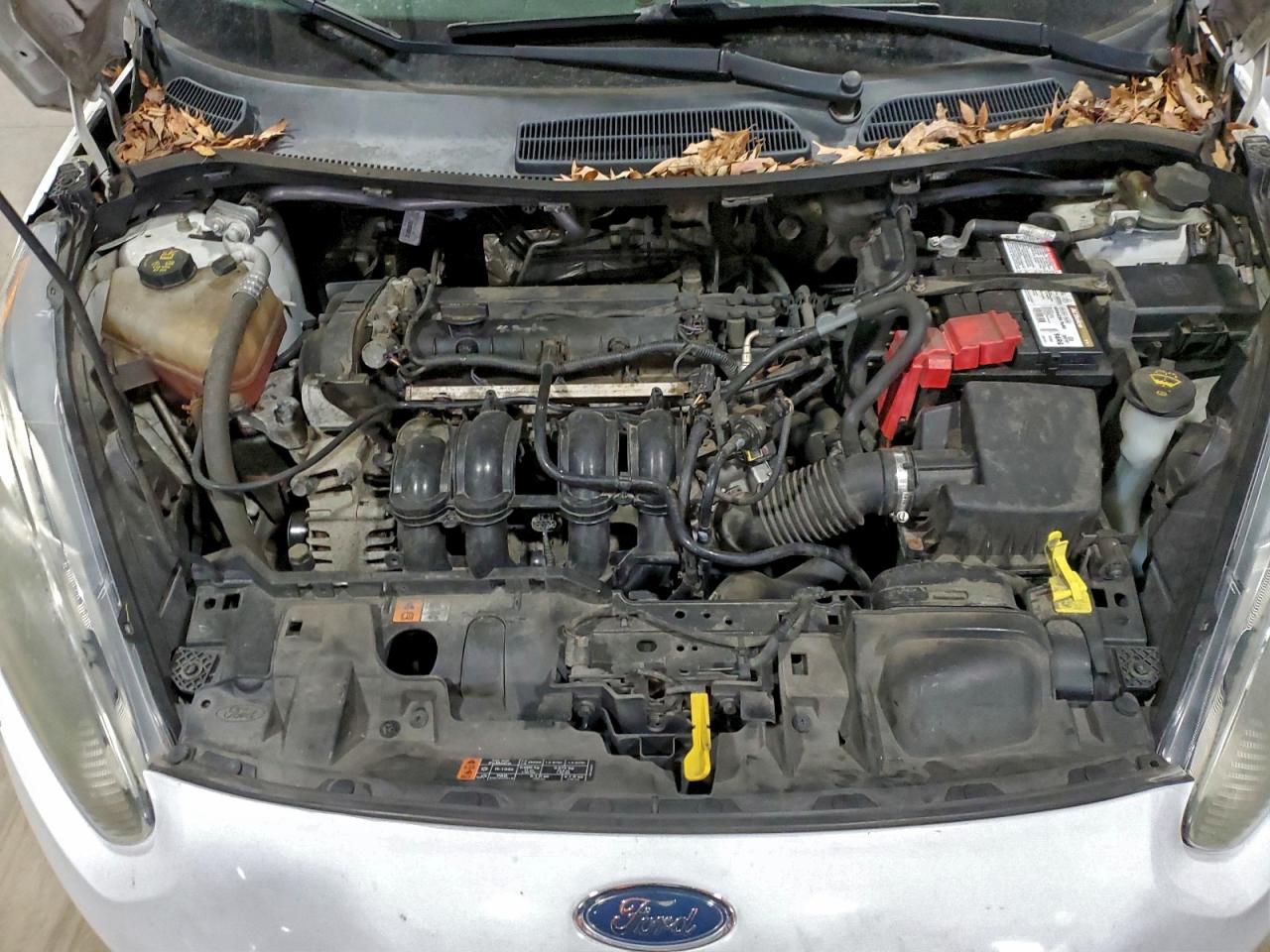 2016 FORD FIESTA SE photo 11