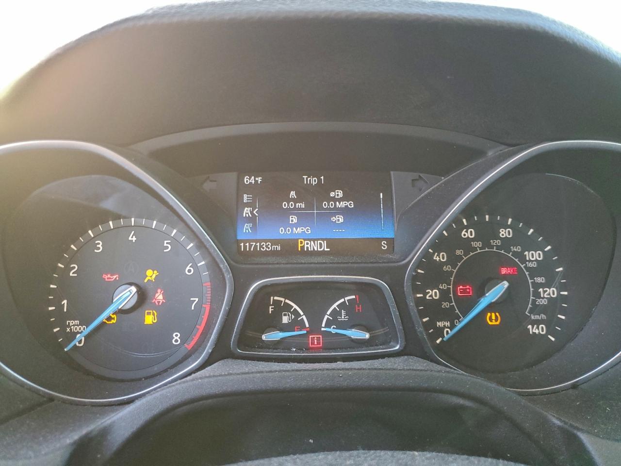2018 FORD FOCUS SE photo 9