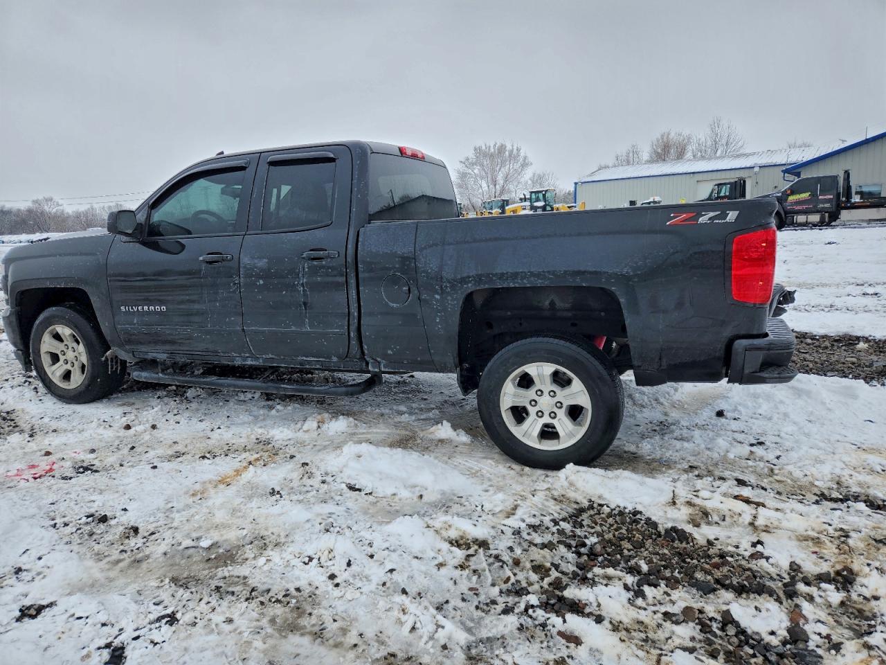 2018 CHEVROLET SILVERADO K1500 LT photo 4