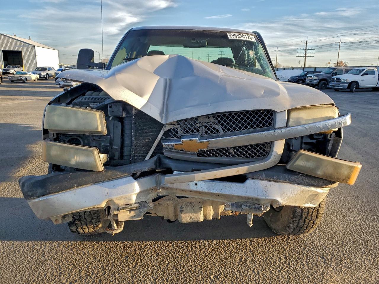 2004 CHEVROLET SILVERADO K1500 photo 5