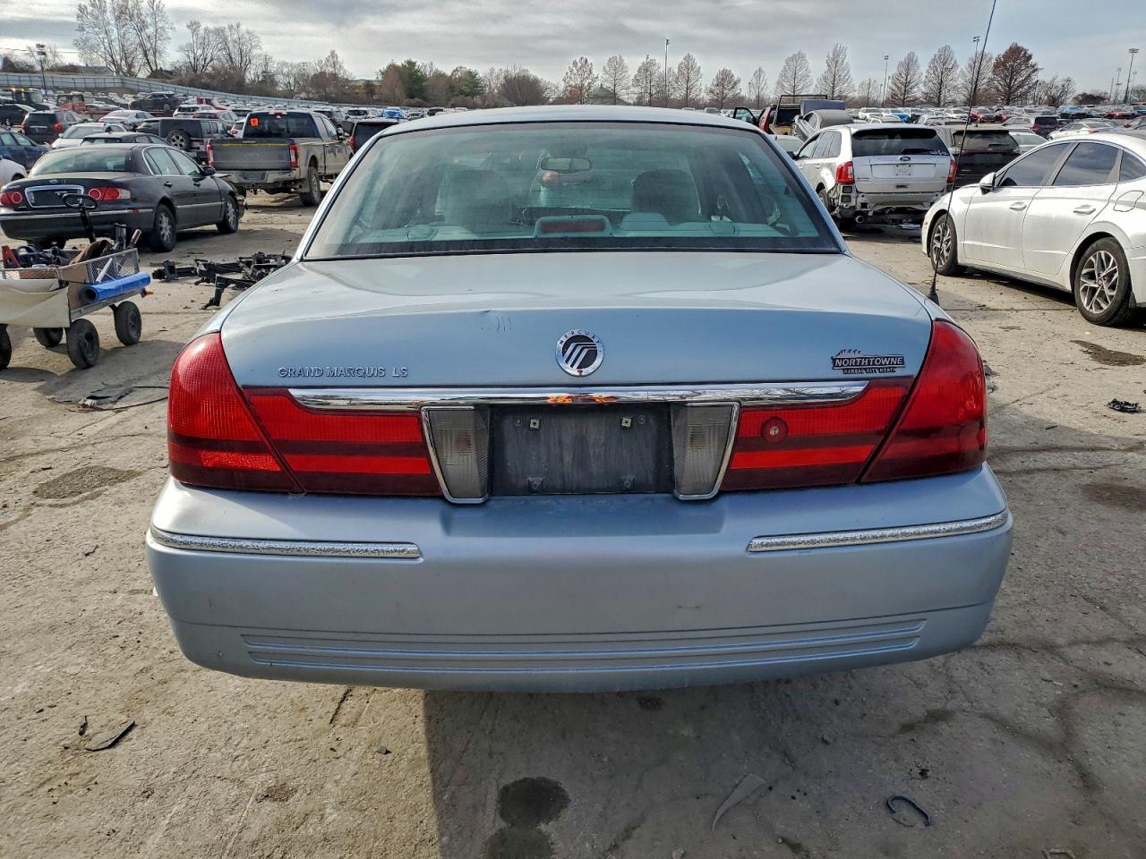 2005 MERCURY GRAND MARQUIS LS photo 6