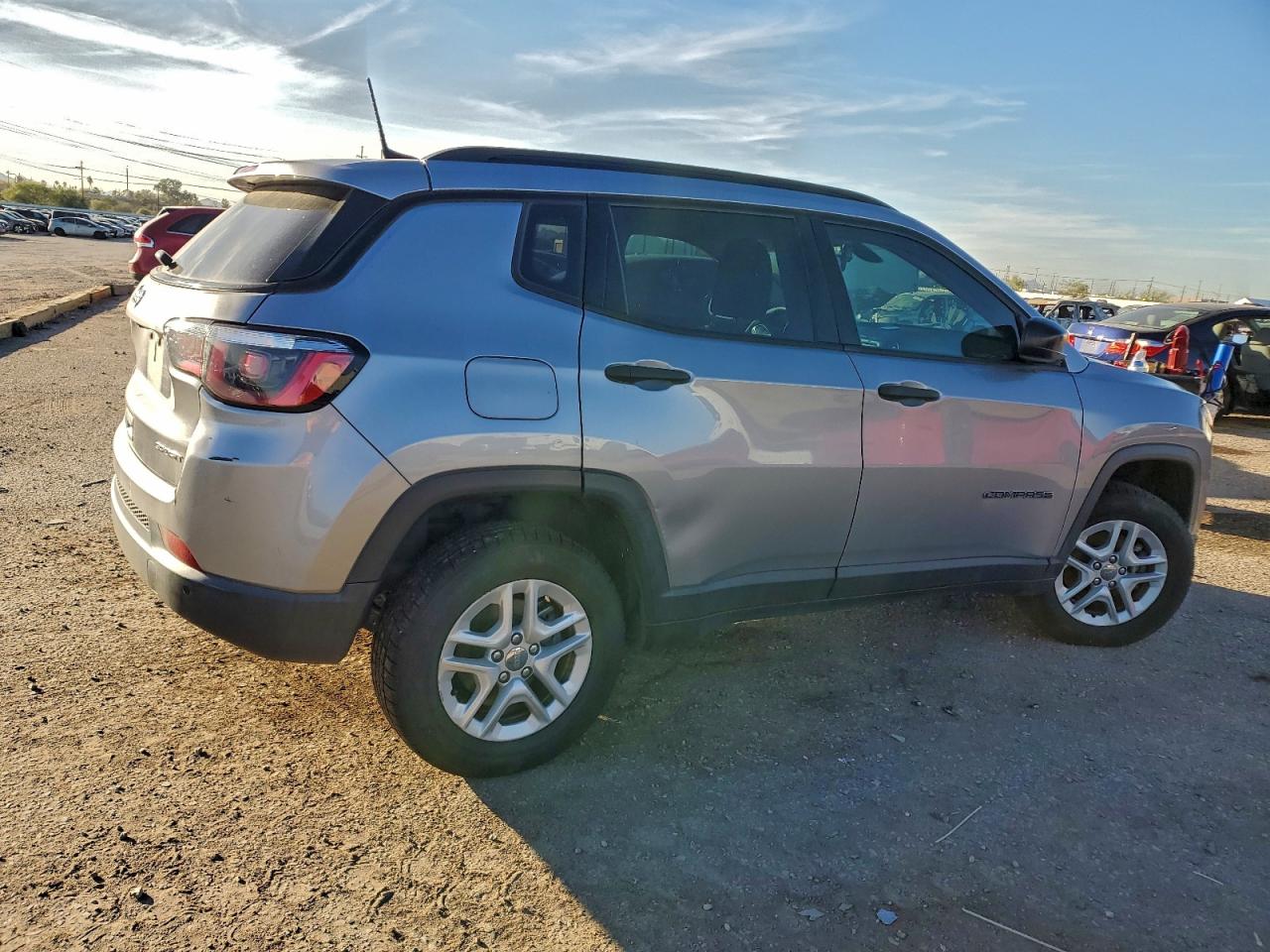 2017 JEEP COMPASS SPORT photo 3