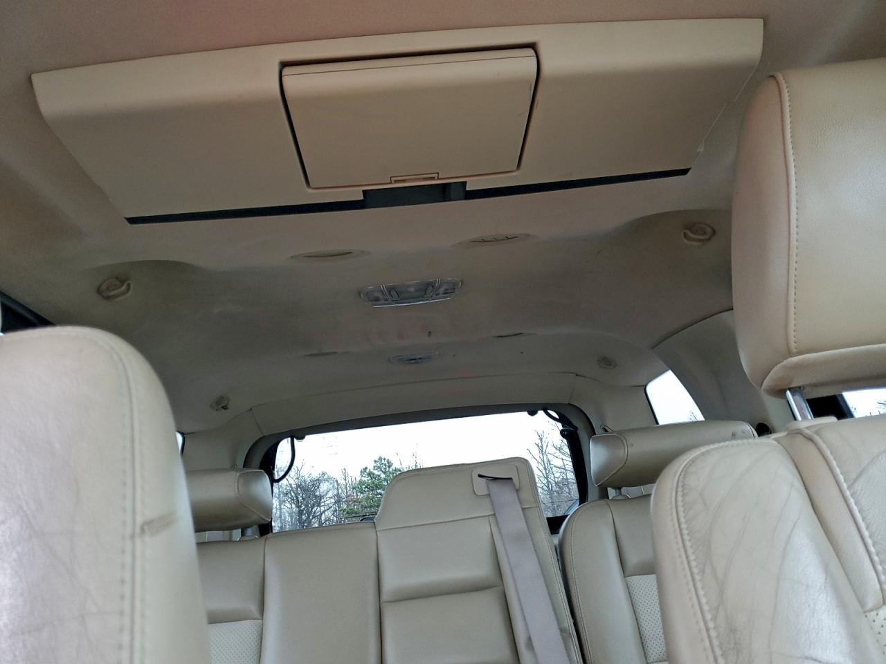 2010 FORD EXPLORER LIMITED photo 19