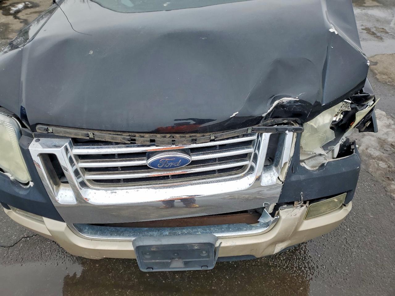 2010 FORD EXPLORER LIMITED photo 23
