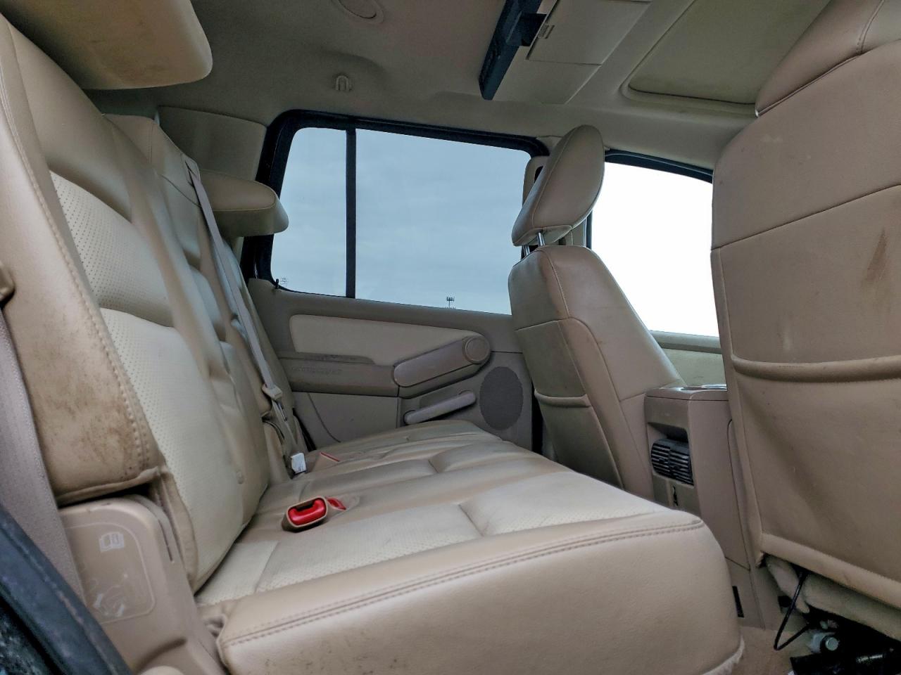 2010 FORD EXPLORER LIMITED photo 21