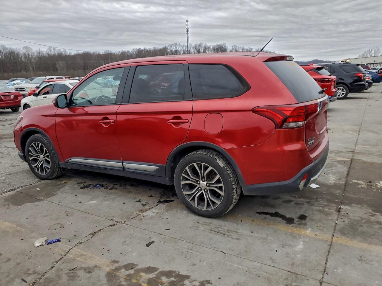 2016 MITSUBISHI OUTLANDER SE photo 3