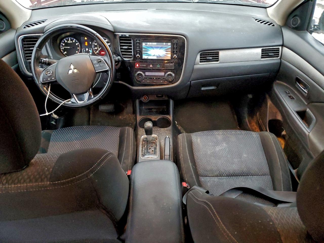 2016 MITSUBISHI OUTLANDER SE photo 15