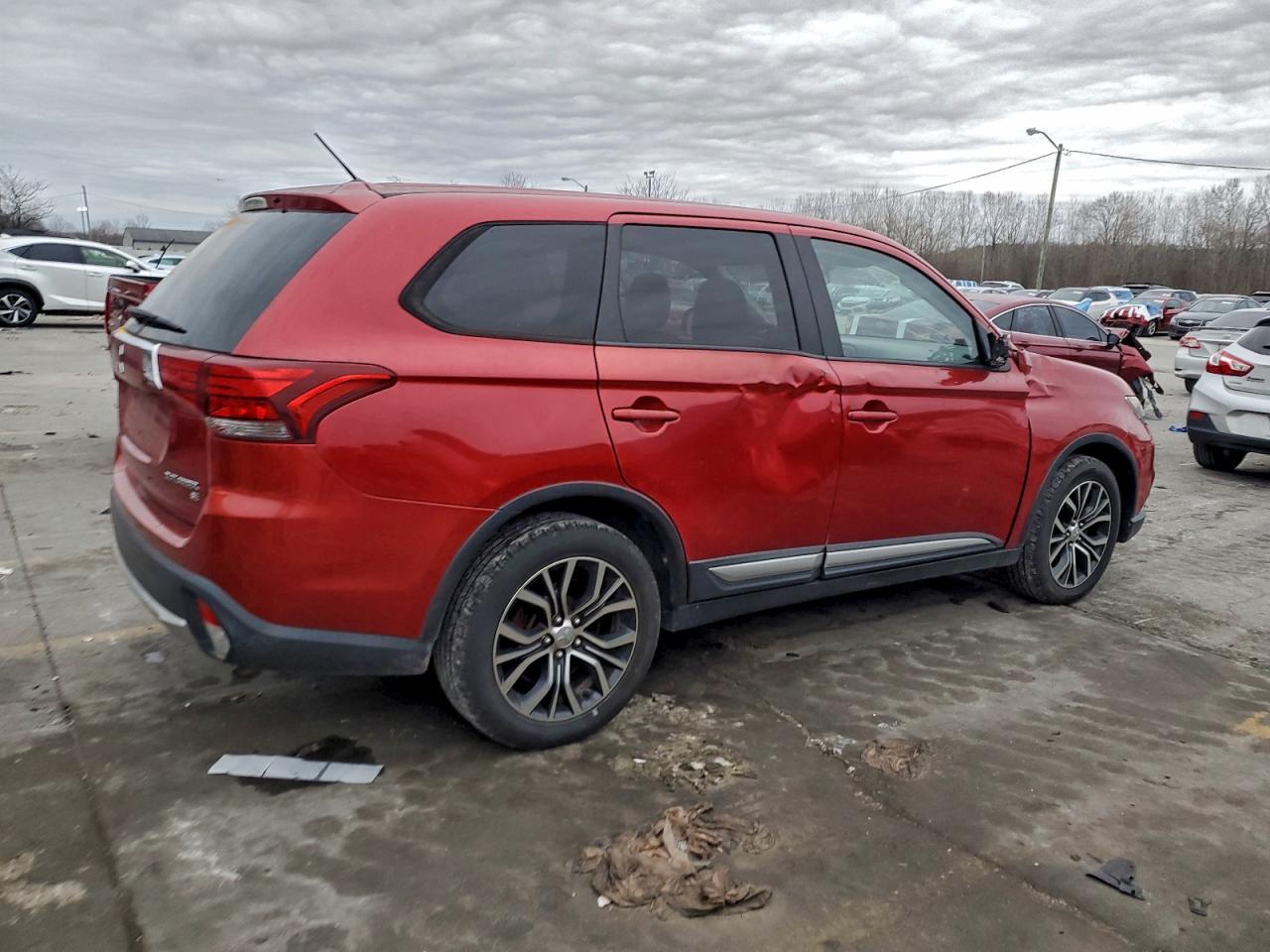 2016 MITSUBISHI OUTLANDER SE photo 5