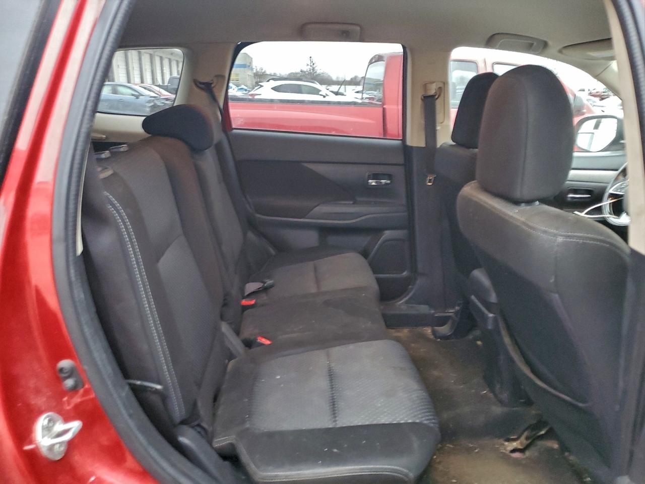 2016 MITSUBISHI OUTLANDER SE photo 21
