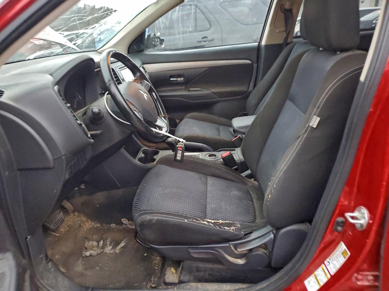 2016 MITSUBISHI OUTLANDER SE photo 13