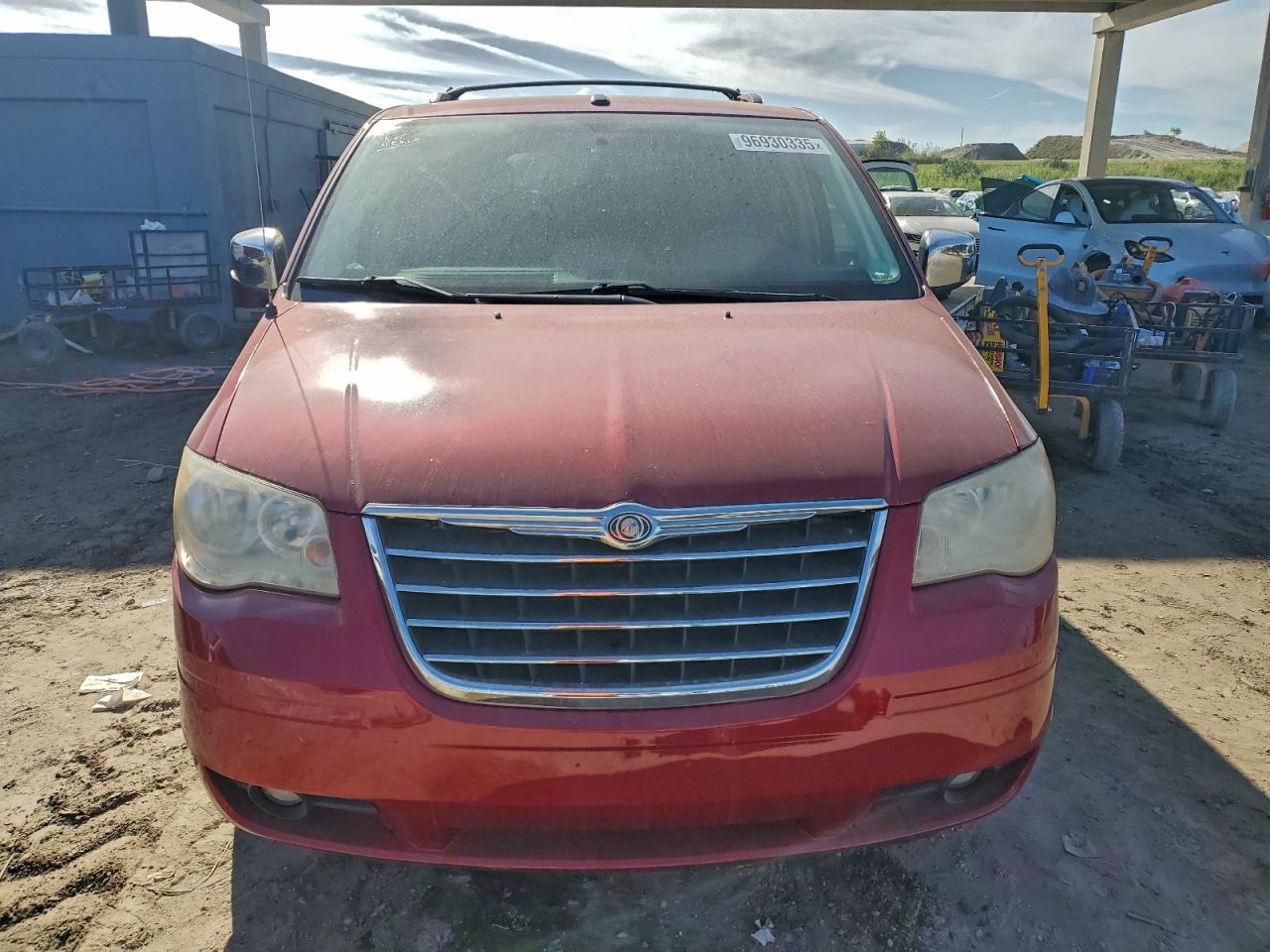 2010 CHRYSLER TOWN & COUNTRY TOURING photo 5