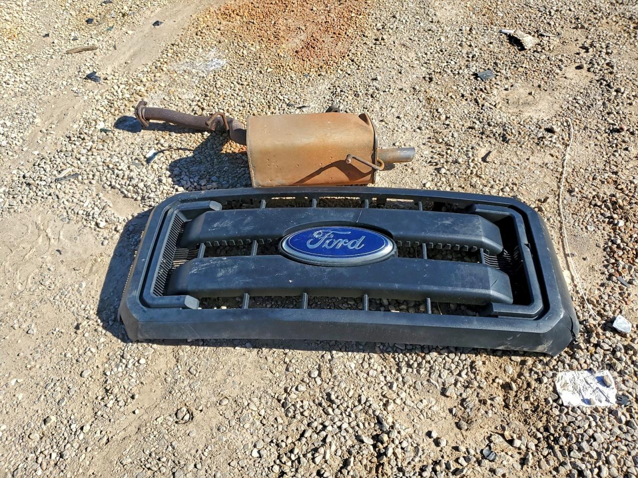 2013 FORD F 250 photo 23