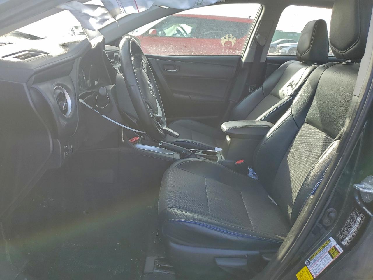 2019 TOYOTA COROLLA L photo 7