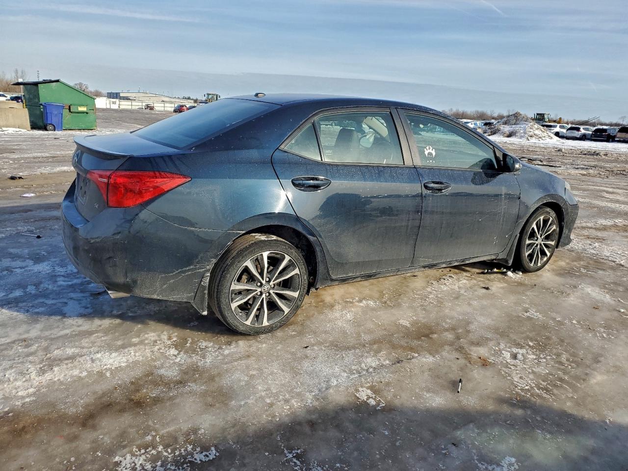 2019 TOYOTA COROLLA L photo 3