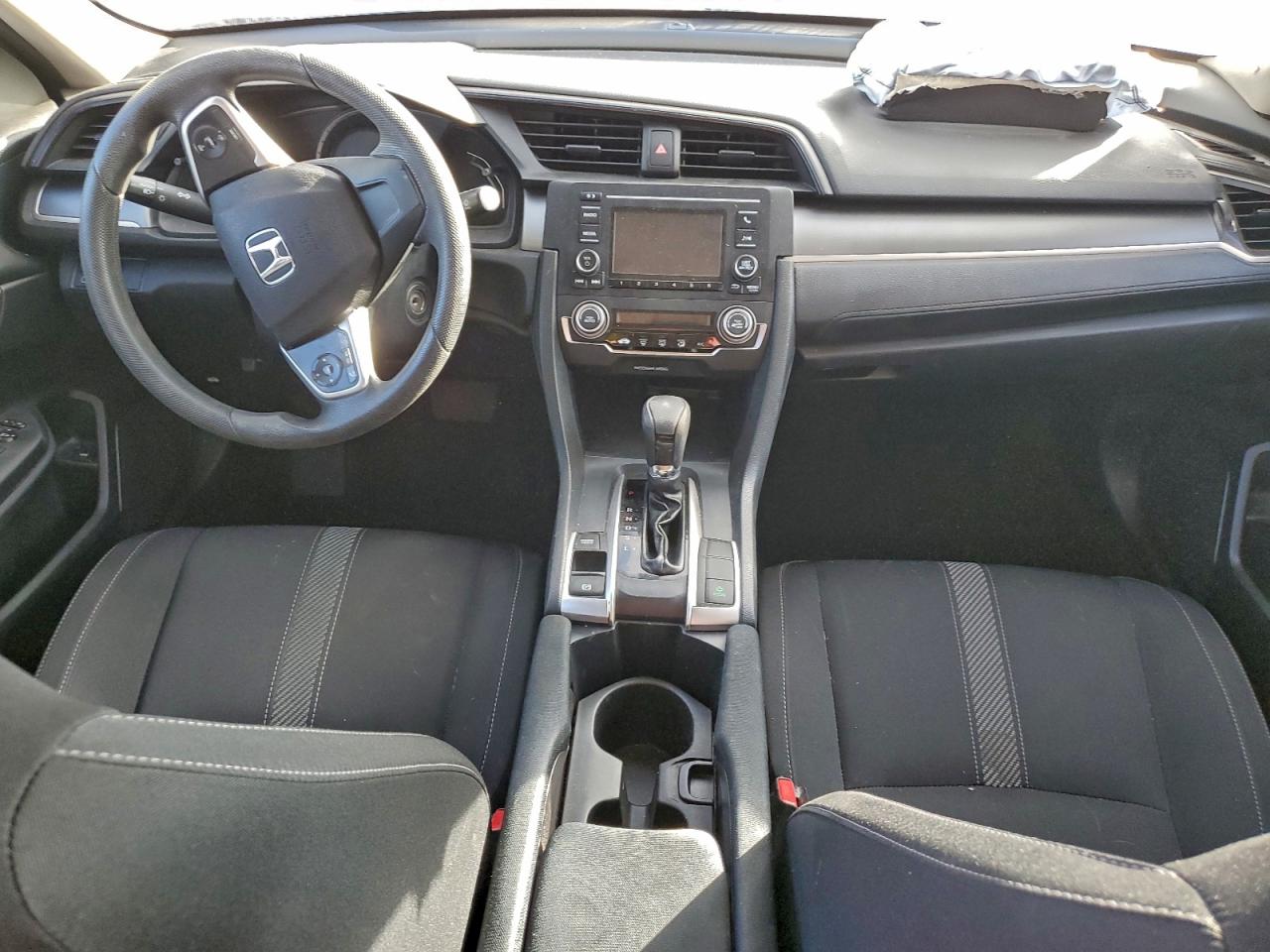 2017 HONDA CIVIC LX photo 8