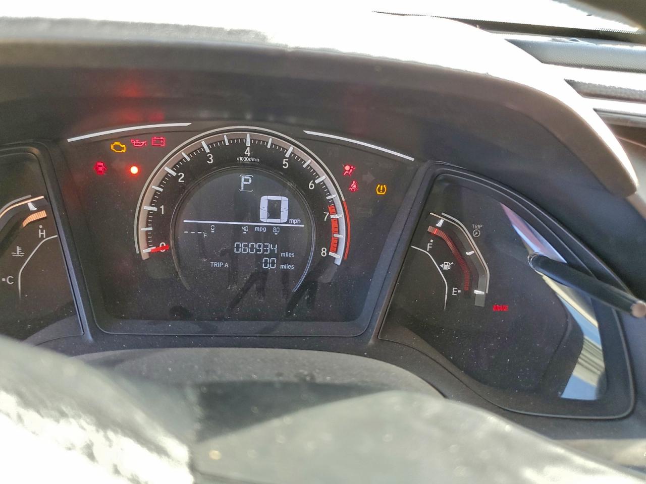 2017 HONDA CIVIC LX photo 9