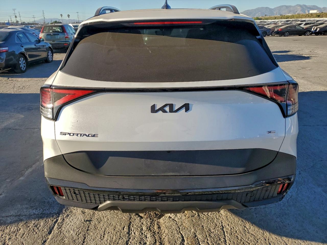 2025 KIA SPORTAGE X LINE photo 6