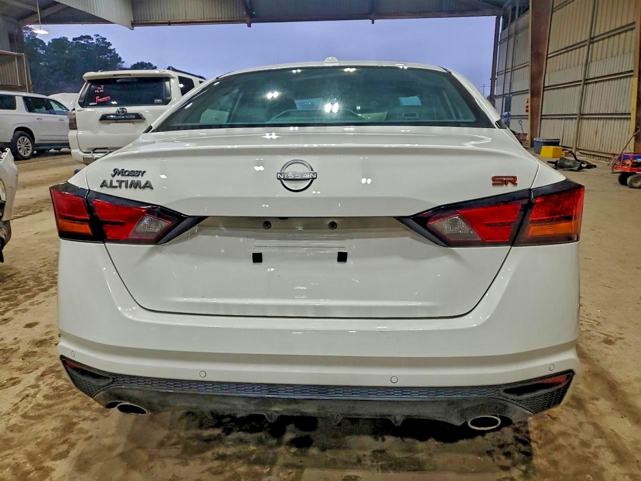 2024 NISSAN ALTIMA SR photo 6