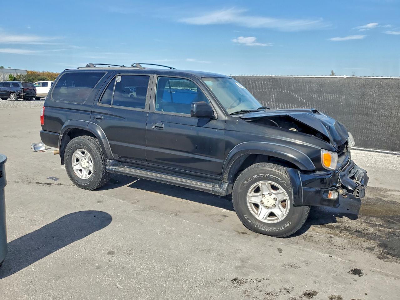 2000 TOYOTA 4RUNNER SR5 photo 4
