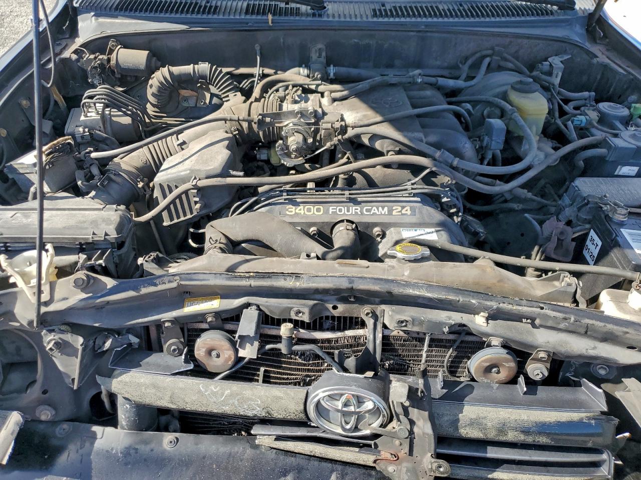 2000 TOYOTA 4RUNNER SR5 photo 12