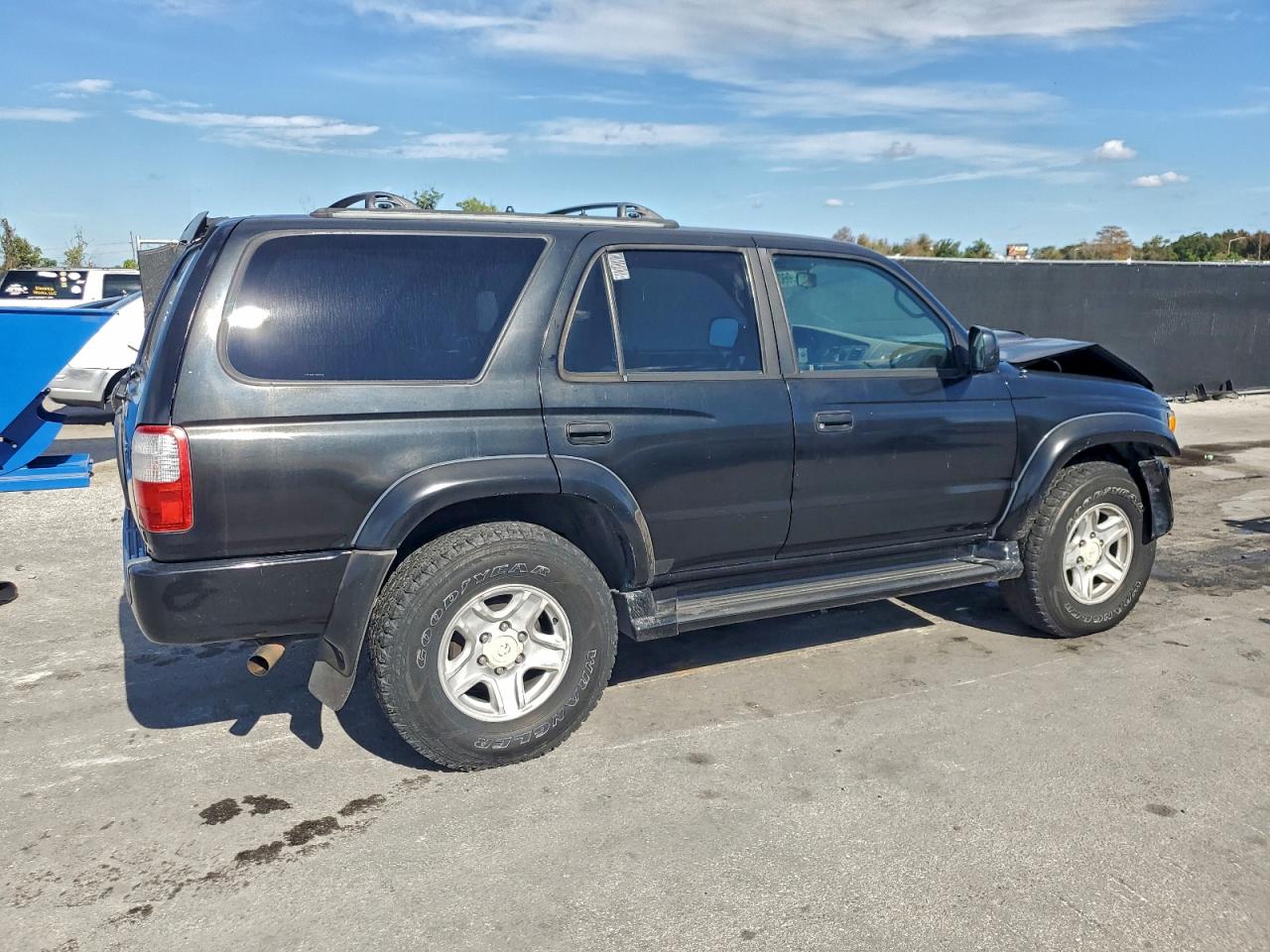 2000 TOYOTA 4RUNNER SR5 photo 3