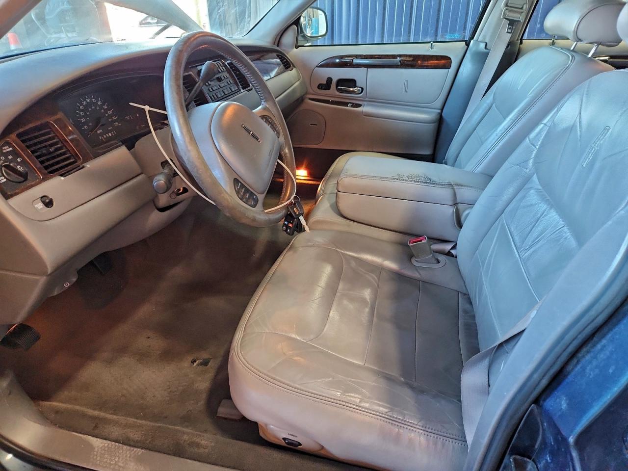 1998 LINCOLN TOWN CAR SIGNATURE photo 7