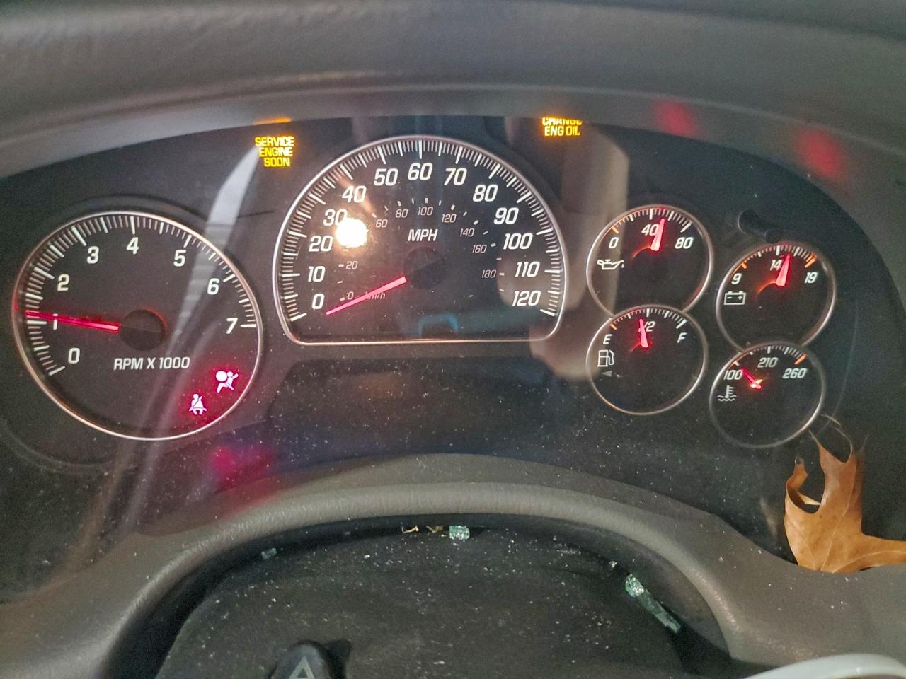 2004 CHEVROLET TRAILBLAZER LS photo 9