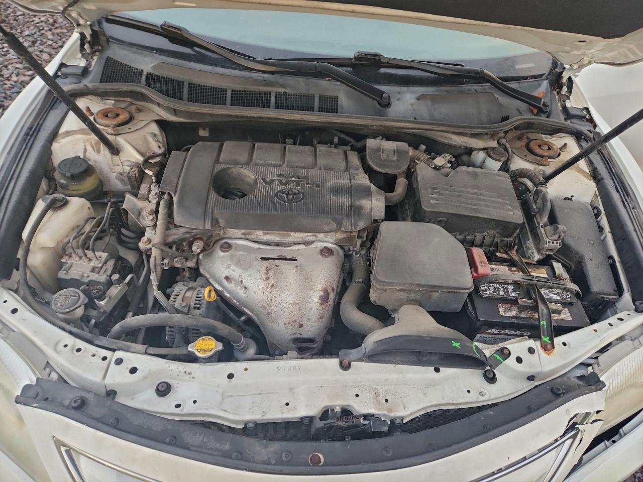 2011 TOYOTA CAMRY BASE photo 11