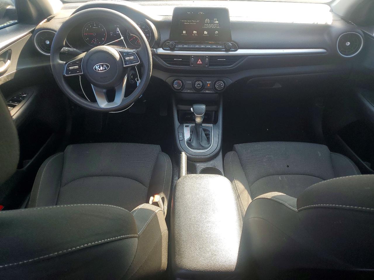 2021 KIA FORTE FE photo 8