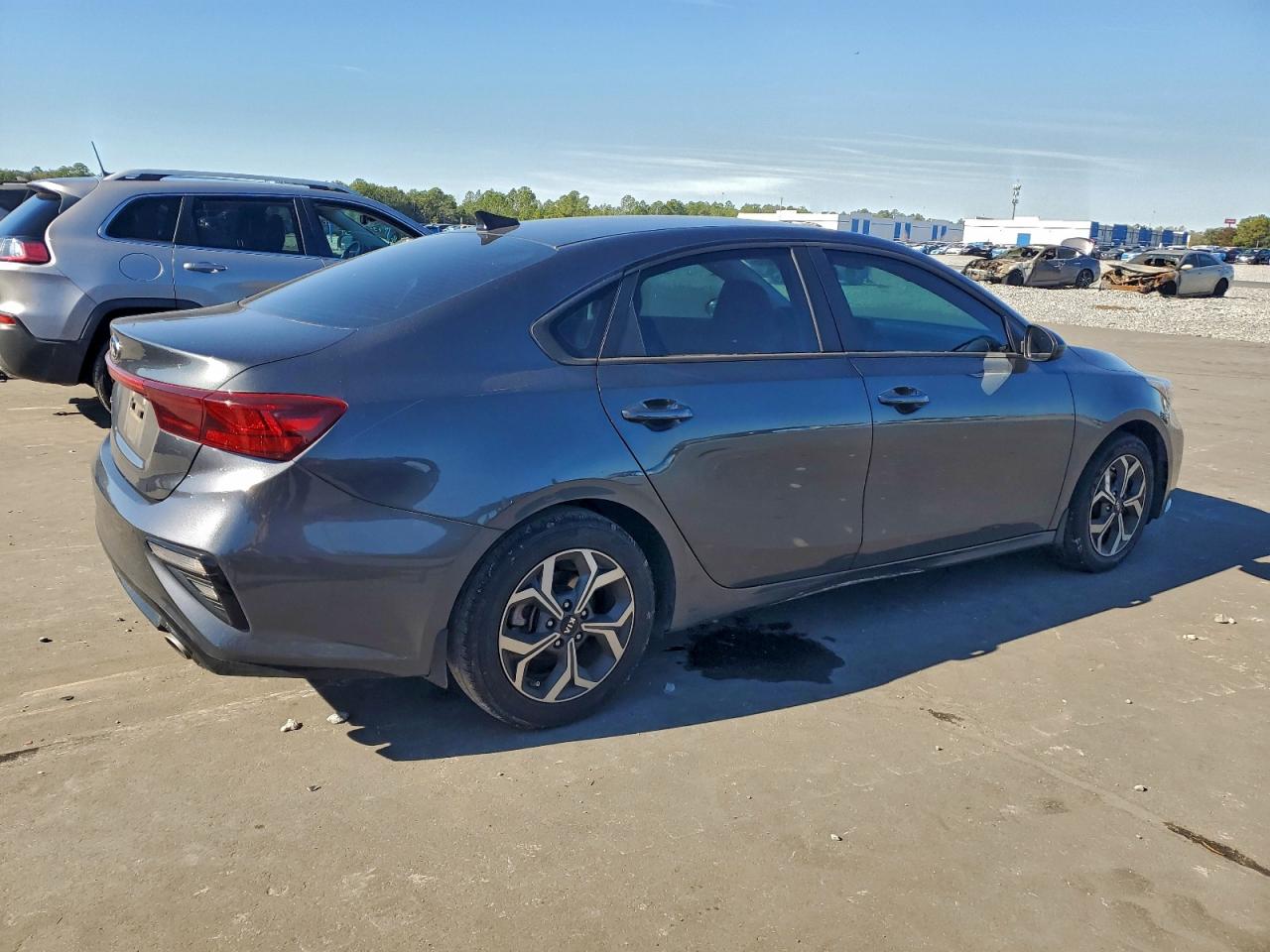 2021 KIA FORTE FE photo 3