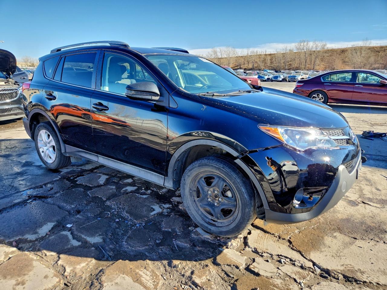 2013 TOYOTA RAV4 LE photo 4