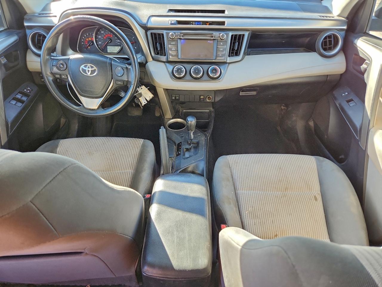 2013 TOYOTA RAV4 LE photo 8