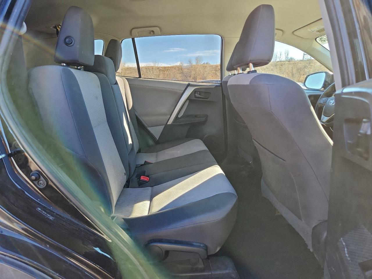 2013 TOYOTA RAV4 LE photo 11