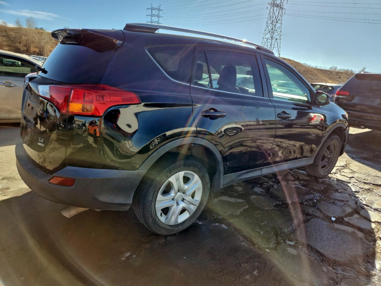2013 TOYOTA RAV4 LE photo 3
