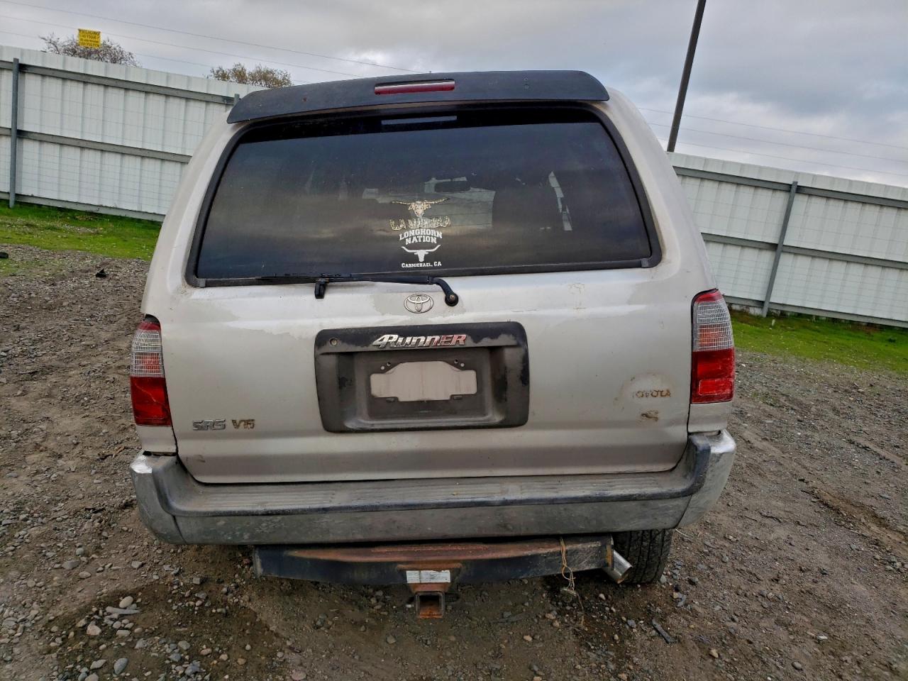 1997 TOYOTA 4RUNNER SR5 photo 6