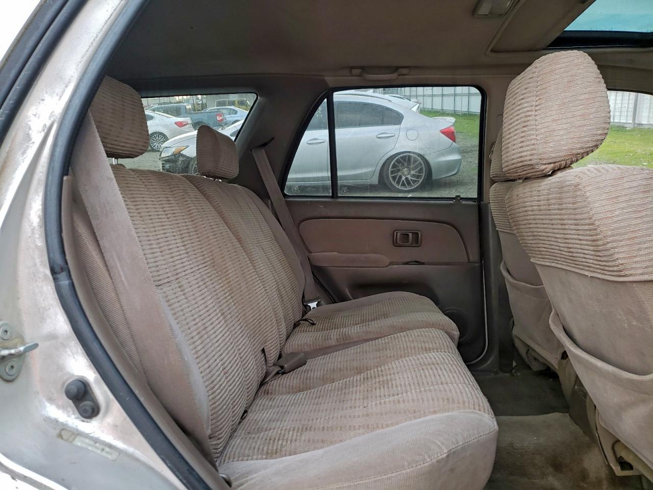1997 TOYOTA 4RUNNER SR5 photo 11