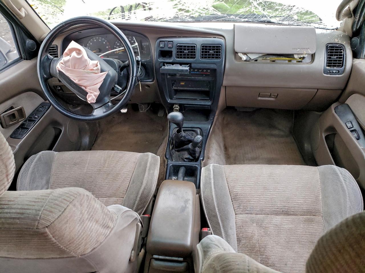 1997 TOYOTA 4RUNNER SR5 photo 8