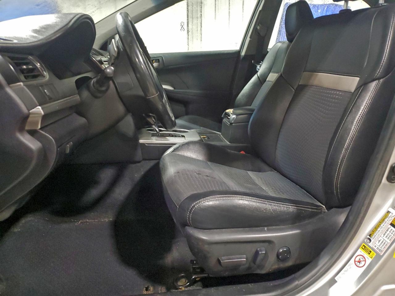 2012 TOYOTA CAMRY BASE photo 19