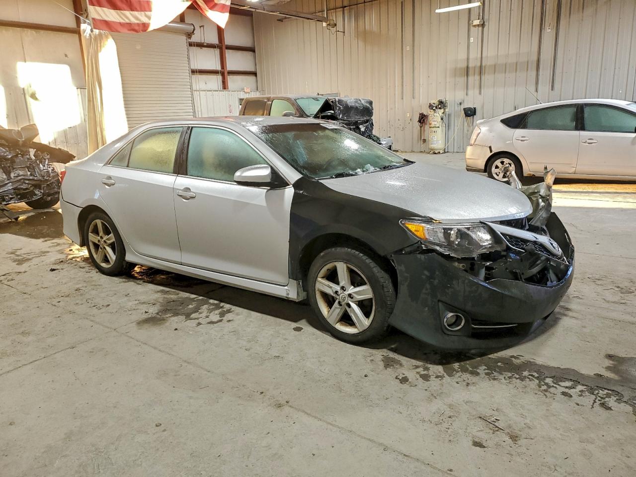 2012 TOYOTA CAMRY BASE photo 10