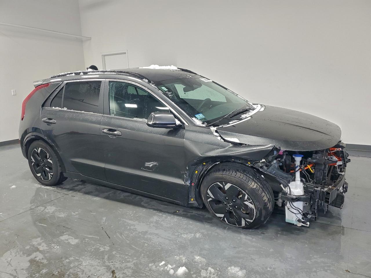 2024 KIA NIRO WIND photo 4