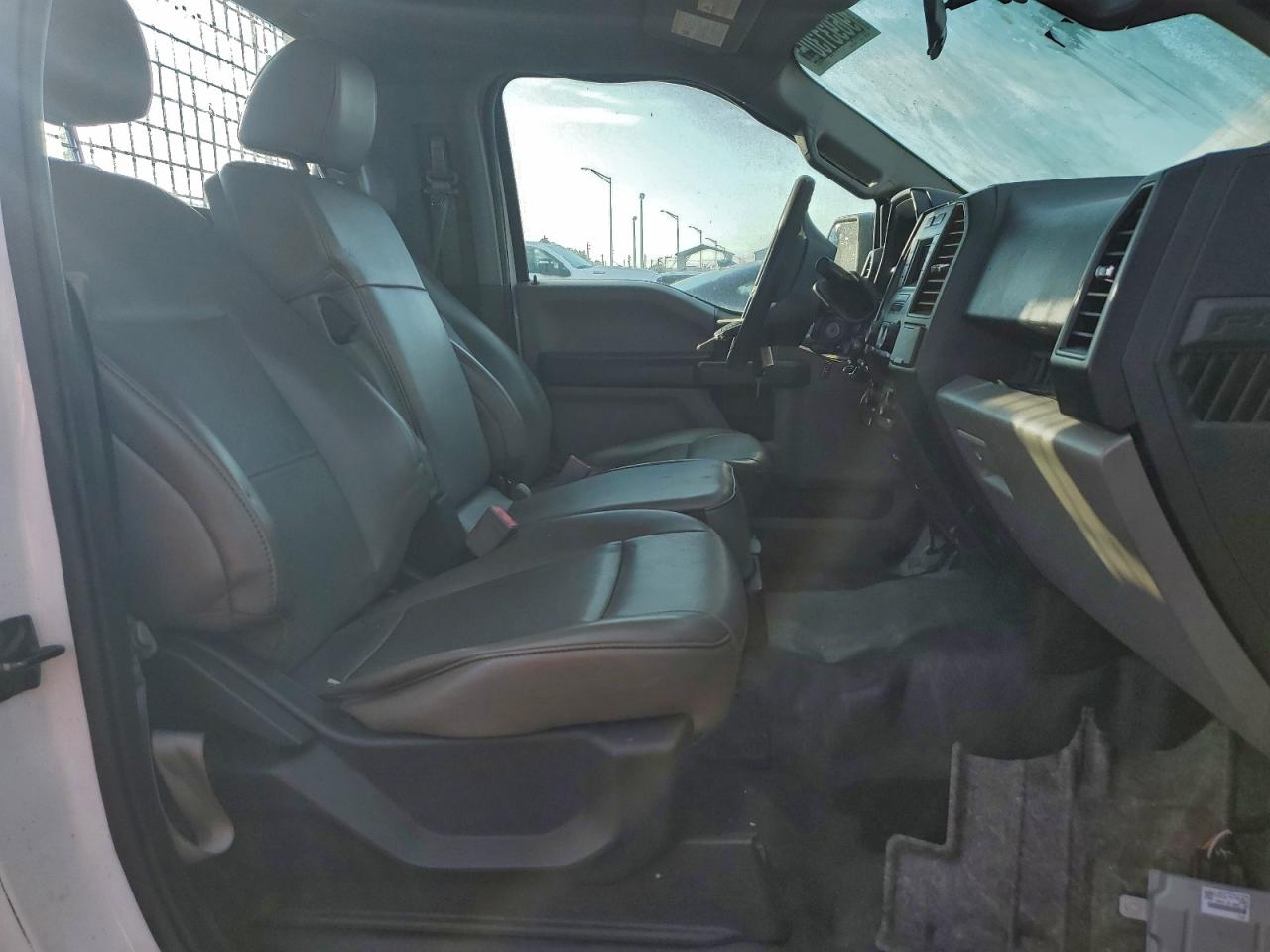 2019 FORD F150 photo 10