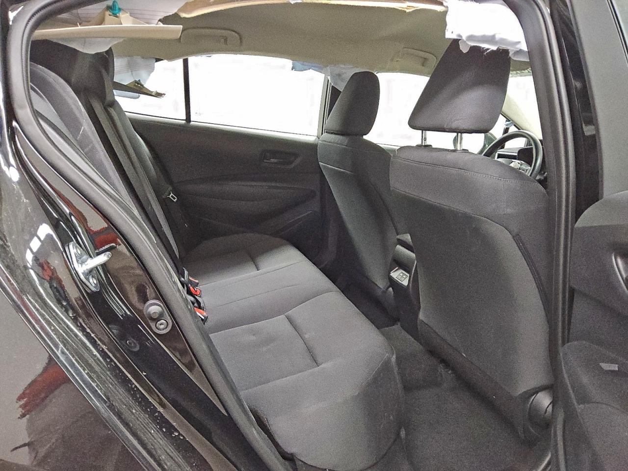 2025 TOYOTA COROLLA LE photo 10