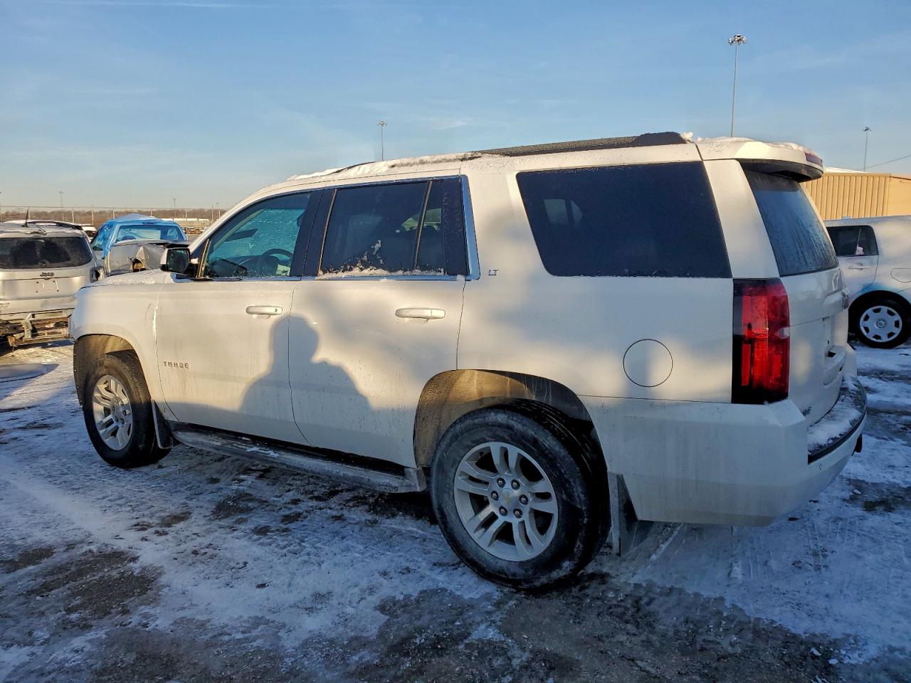 2016 CHEVROLET TAHOE K1500 LT photo 2