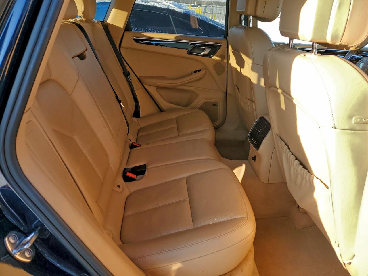 2016 PORSCHE MACAN S photo 11