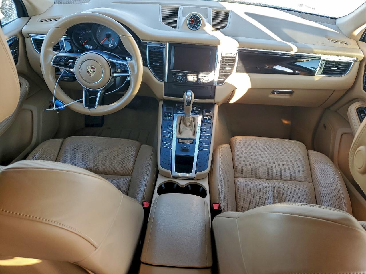 2016 PORSCHE MACAN S photo 8