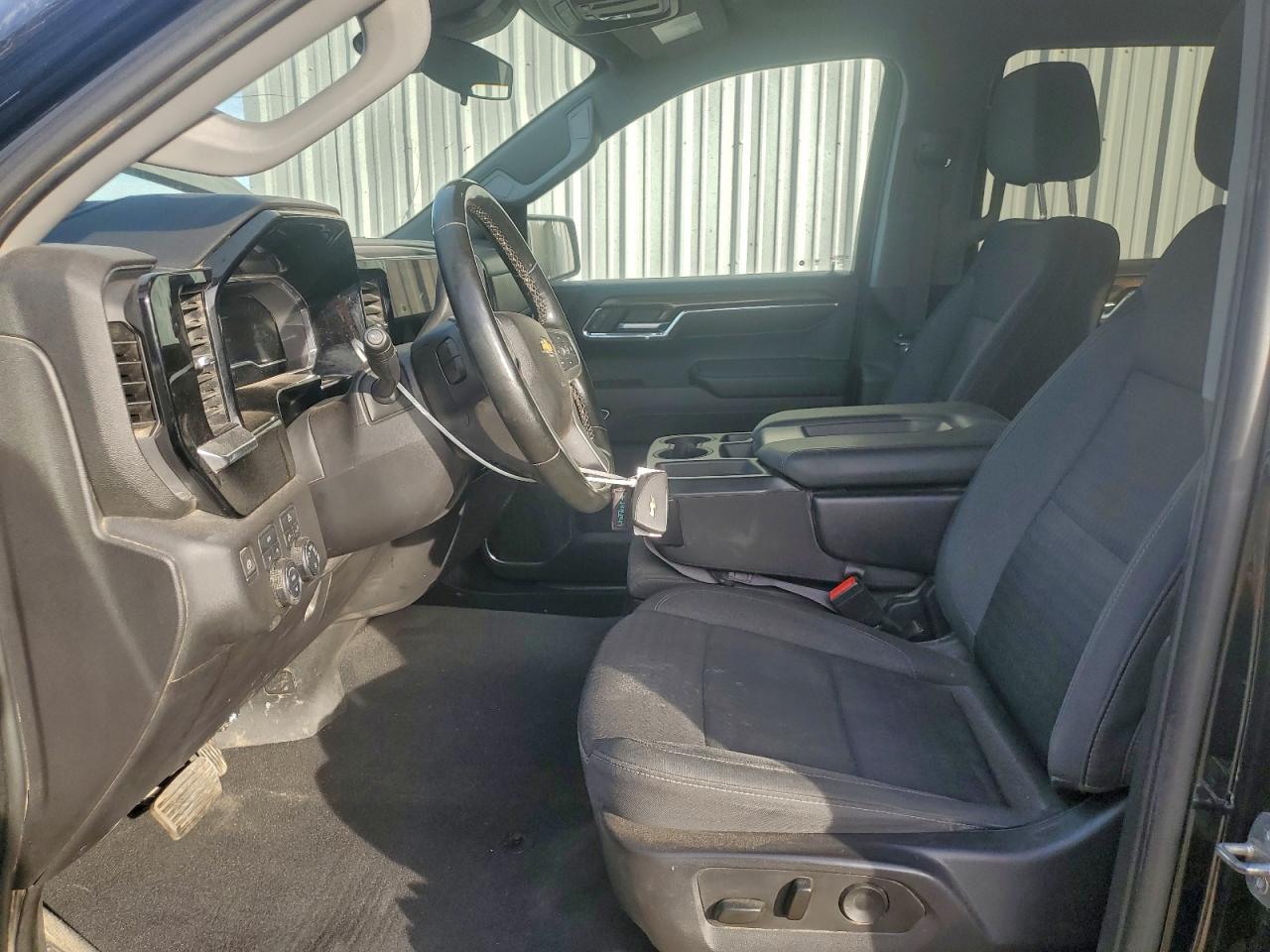 2023 CHEVROLET SILVERADO K1500 LT photo 7